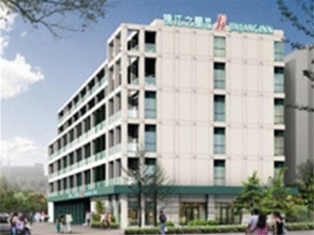 Jinjiang - North Bund 3*
